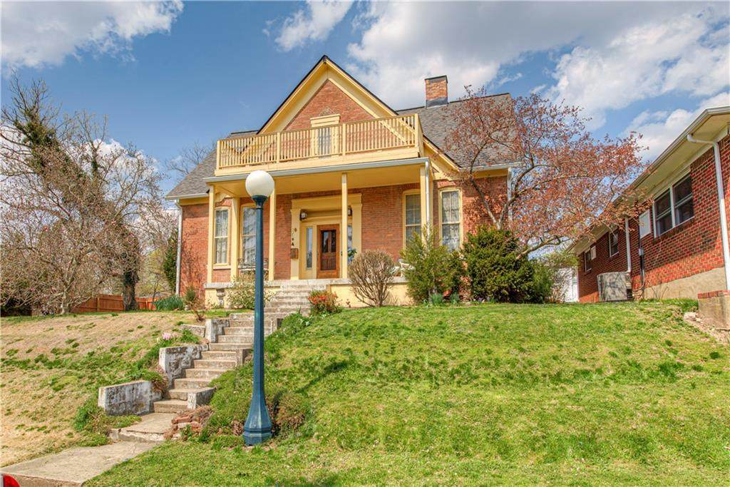 192 Broadway Street - Photo 1