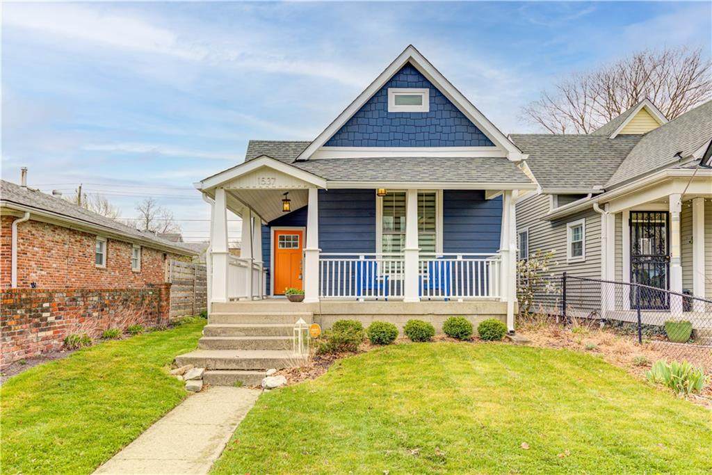 1537 Hoyt Avenue - Photo 1