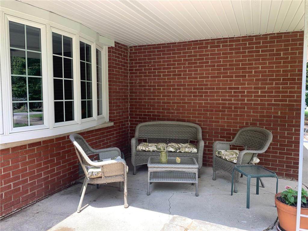 1008 Eastwood Dr - Photo 1