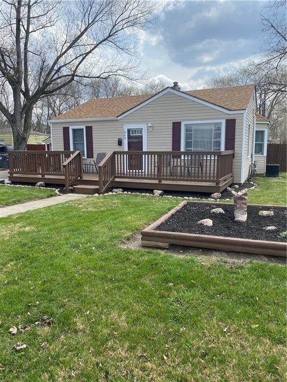 940 Crescent Drive - Photo 1