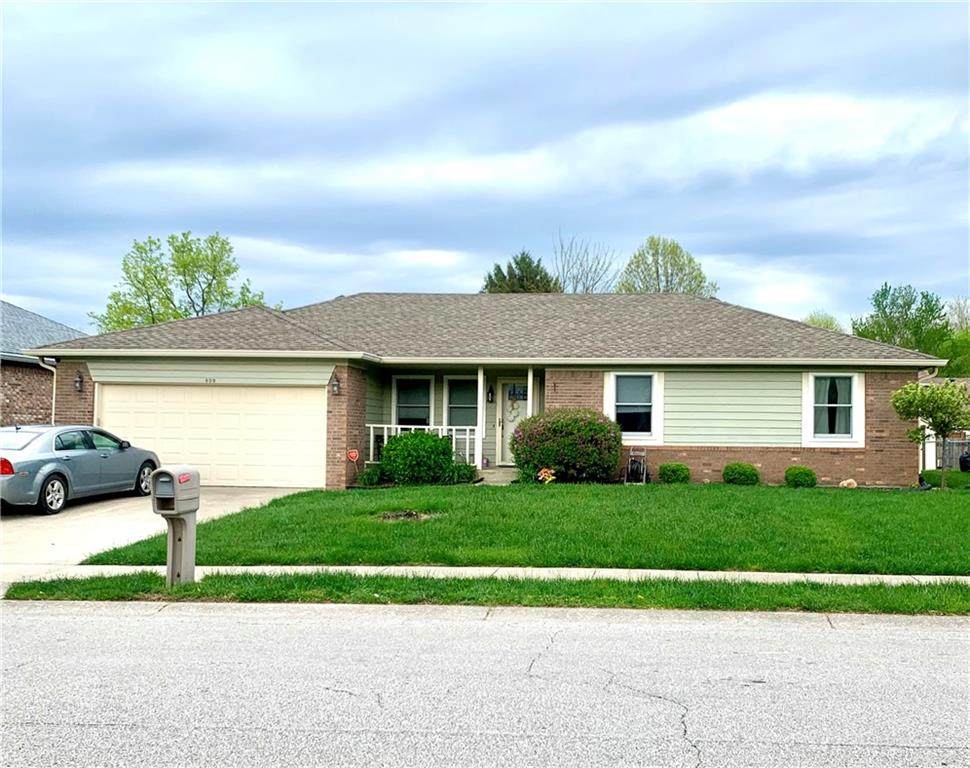 909 Brookside Lane - Photo 1