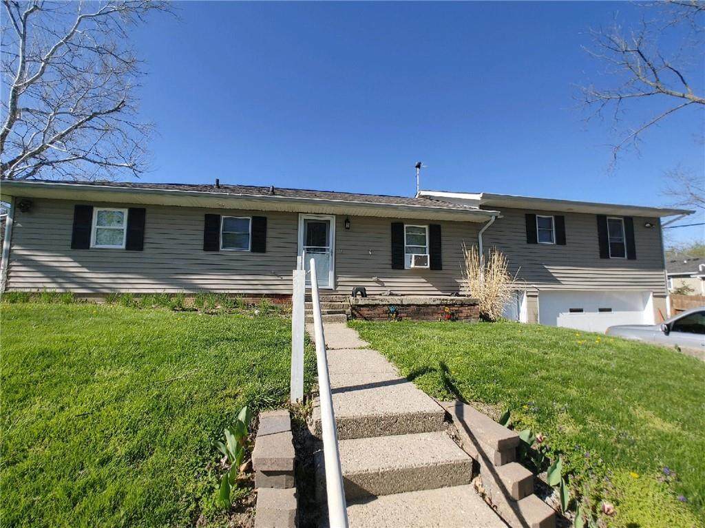 304 Allen Lane - Photo 1