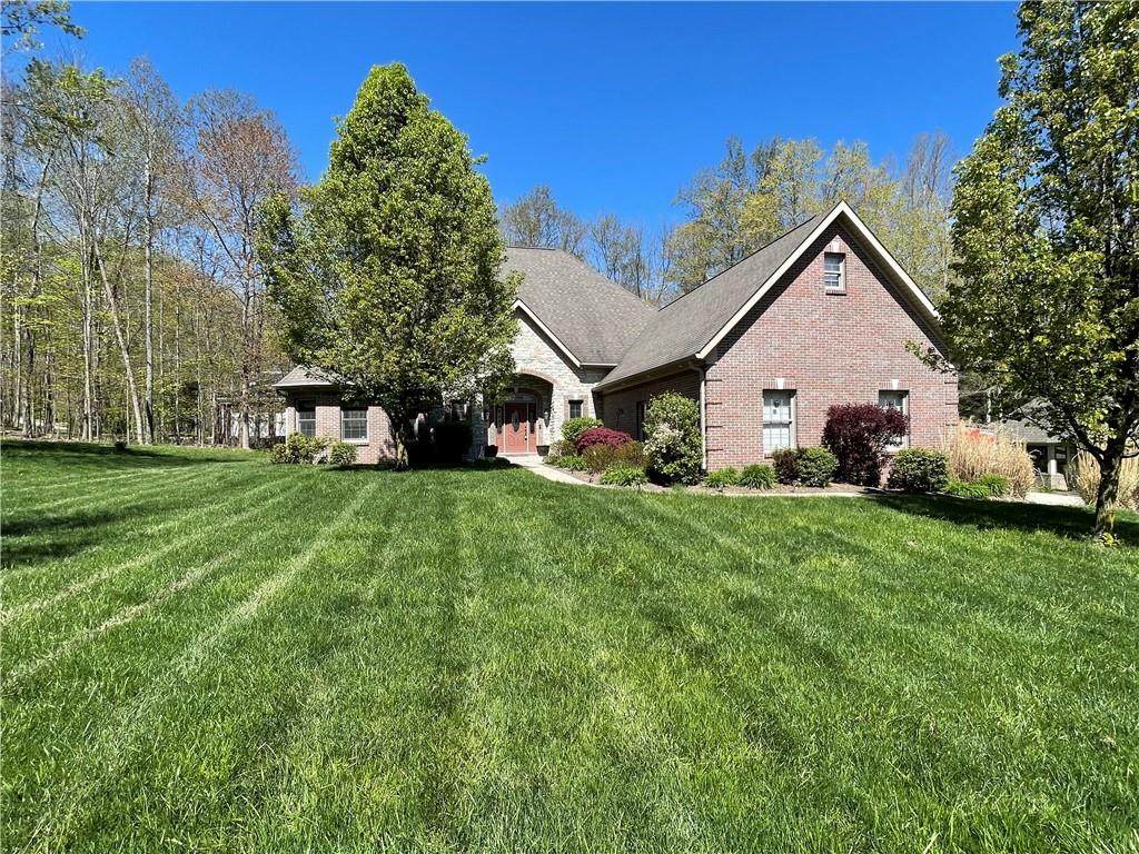 1505 Fox Cross Drive - Photo 1