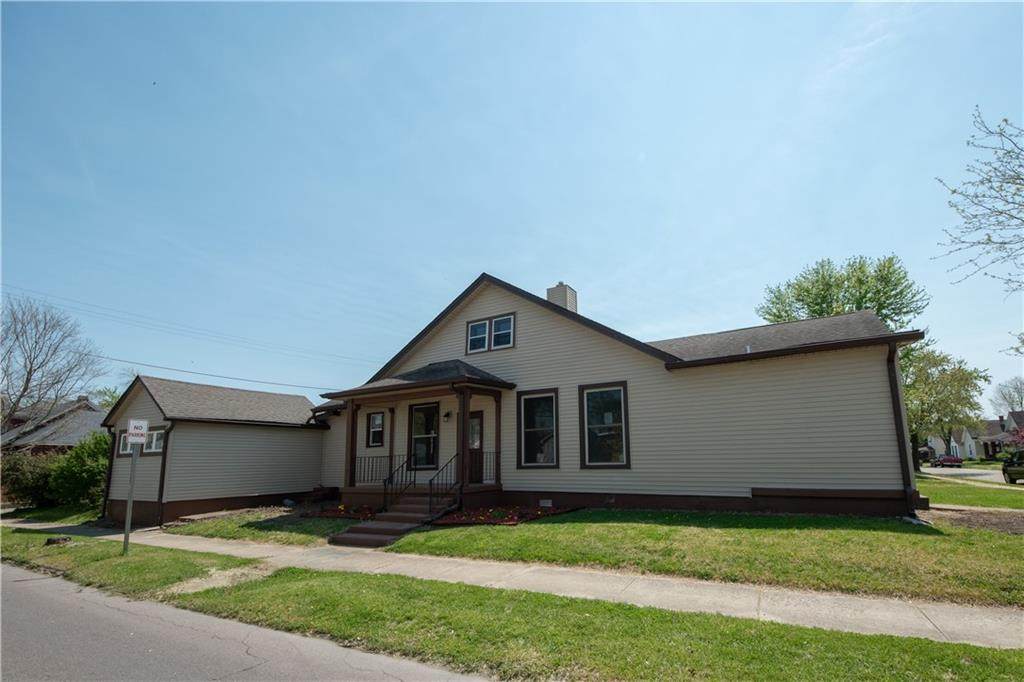 647 Hutchins Ave - Photo 1