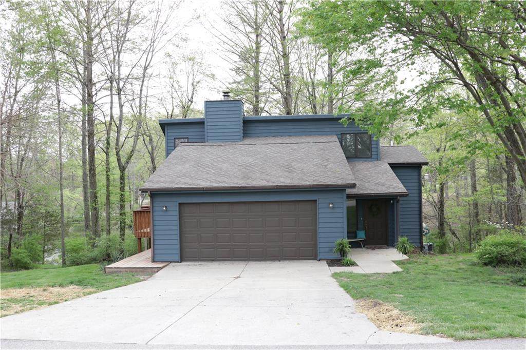 9101 Evergreen Drive - Photo 1