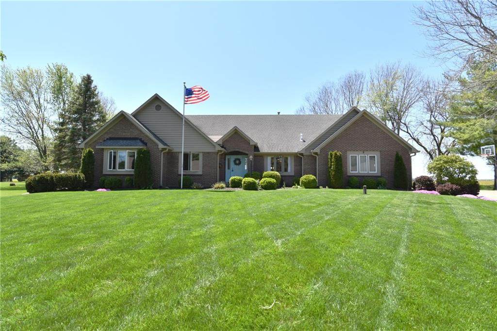 7222 Fox Hunt Court - Photo 1
