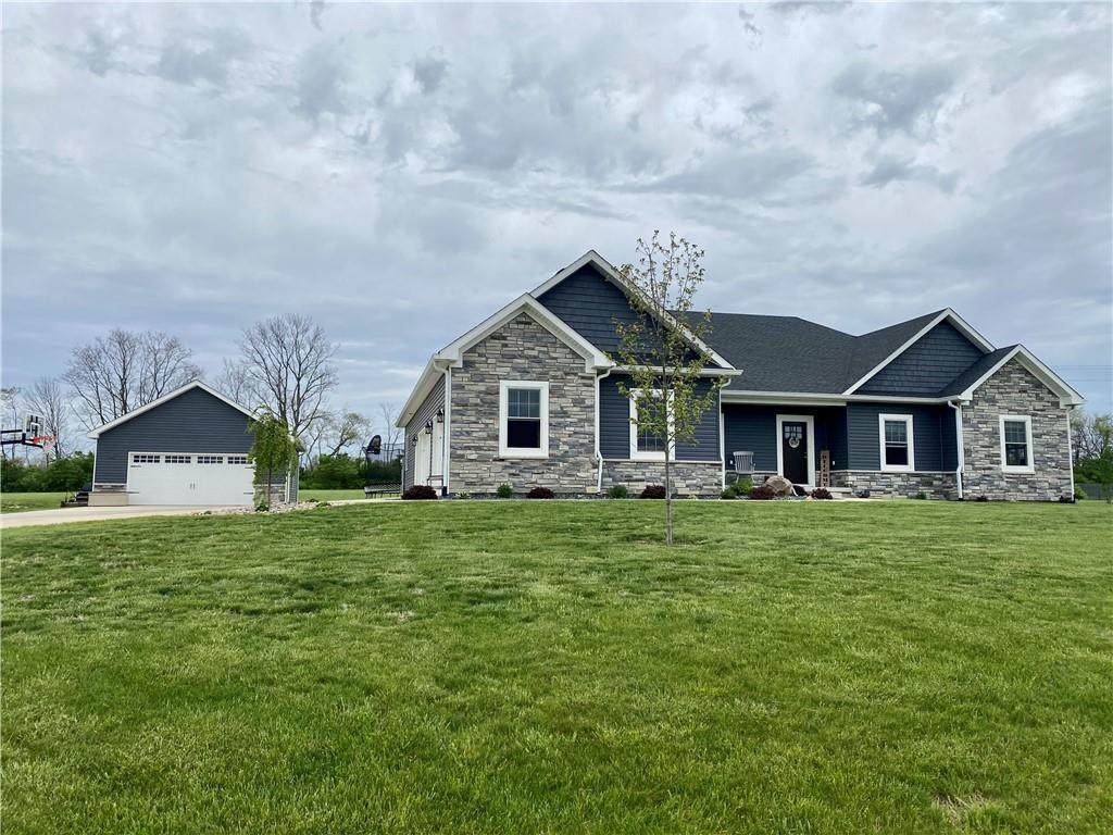 1381 Wade Avenue - Photo 1