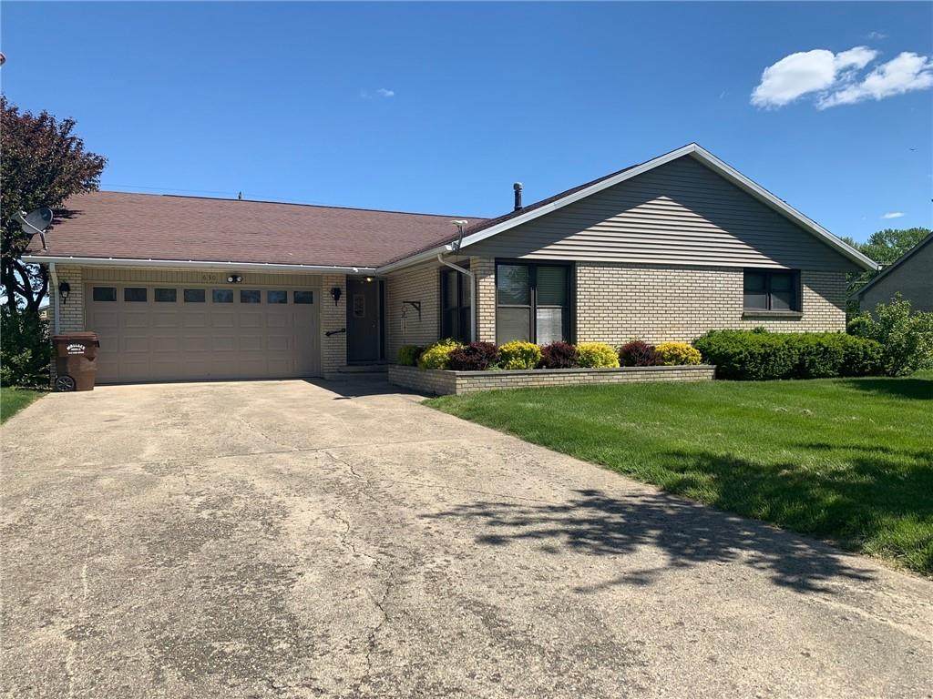 630 Parkeway Dr - Photo 1