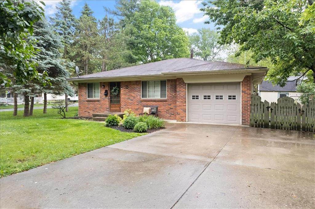 230 Clarke Avenue - Photo 1