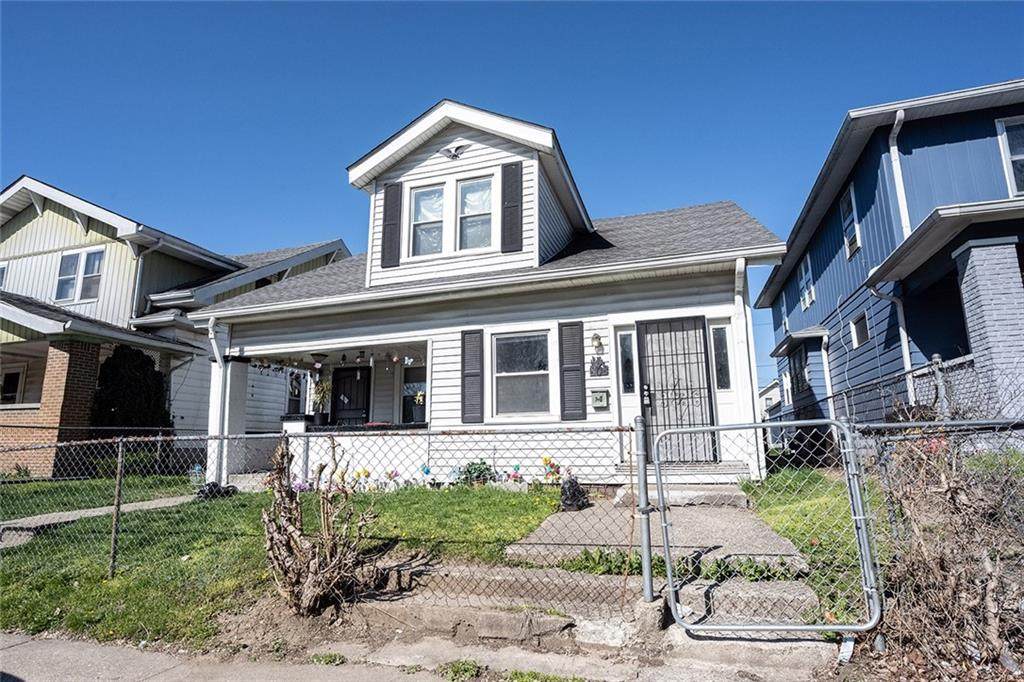 806 Dearborn Street - Photo 1
