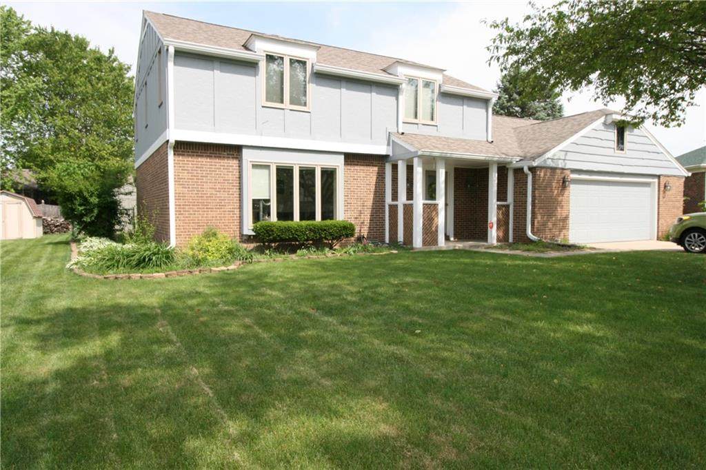 816 Briarwood Court - Photo 1