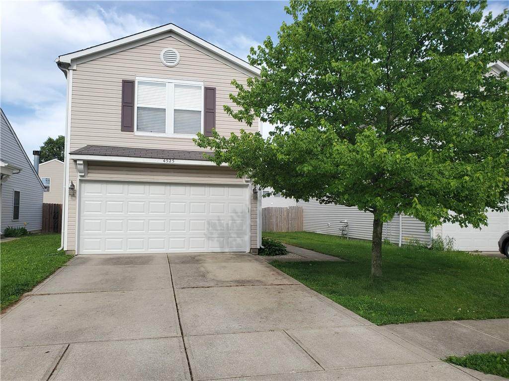 4525 Connaught East Drive - Photo 1