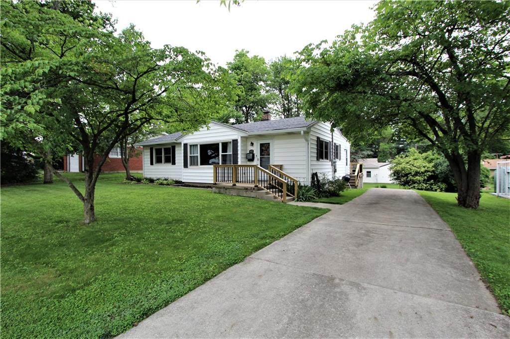 817 Stadium Drive - Photo 1