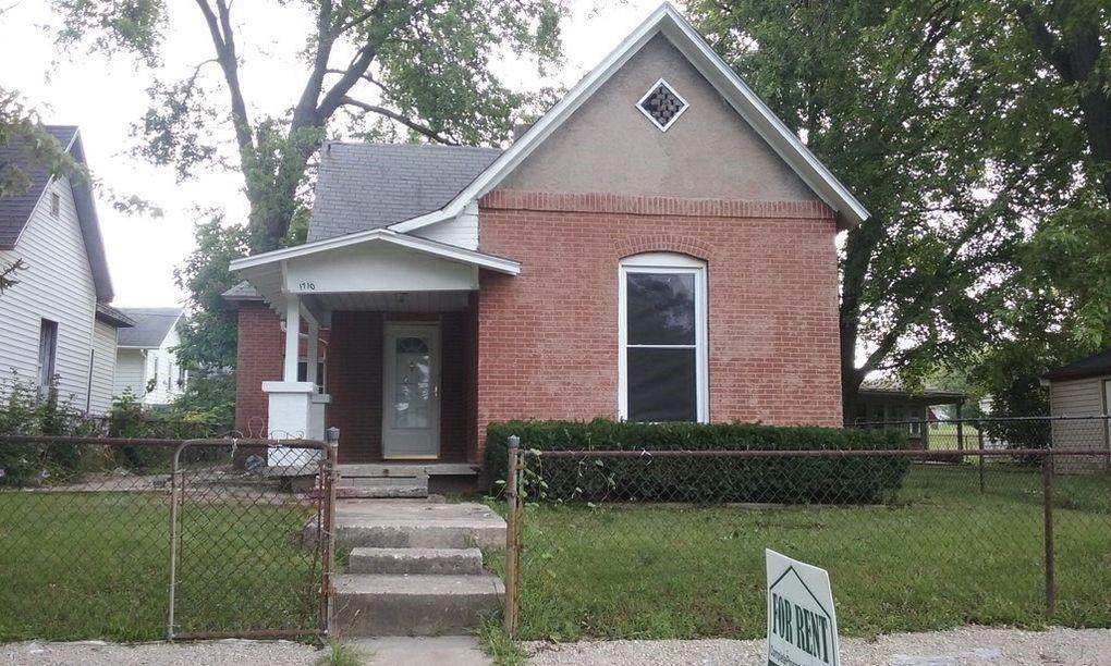 1710 Gharkey Street - Photo 1