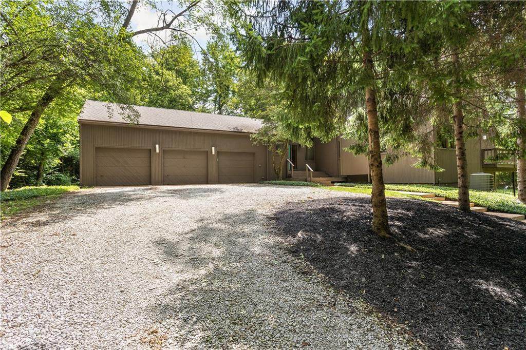 650 Braeside South Drive - Photo 1