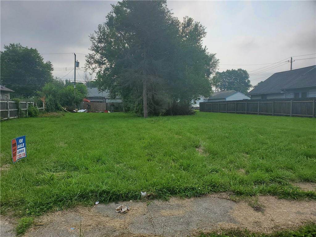 1445 Denny Street - Photo 1