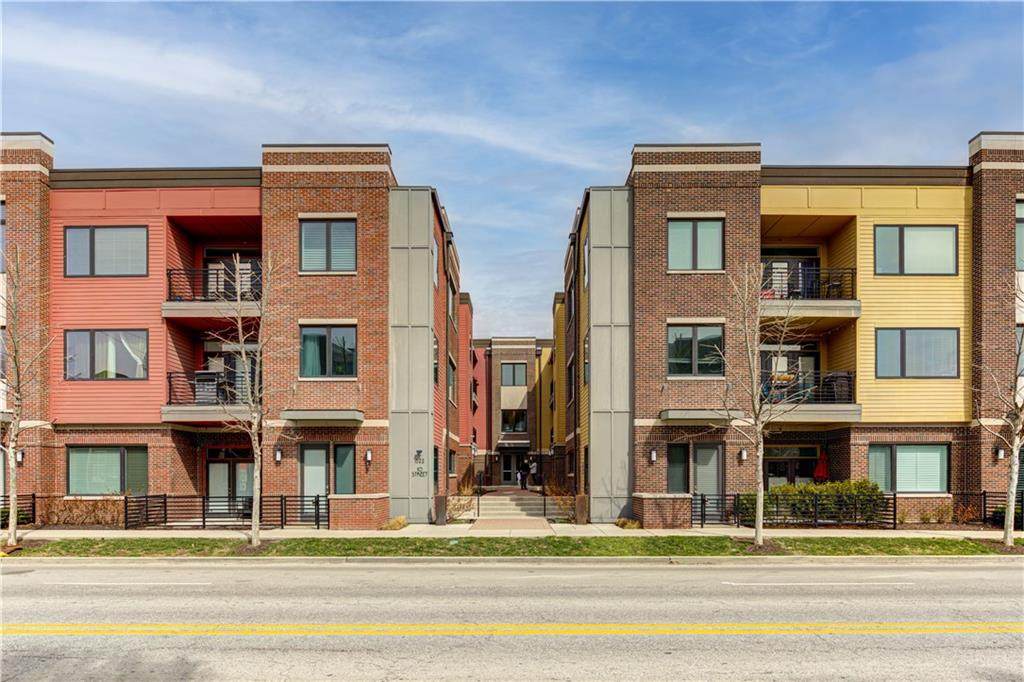 622 10th Street - Photo 1