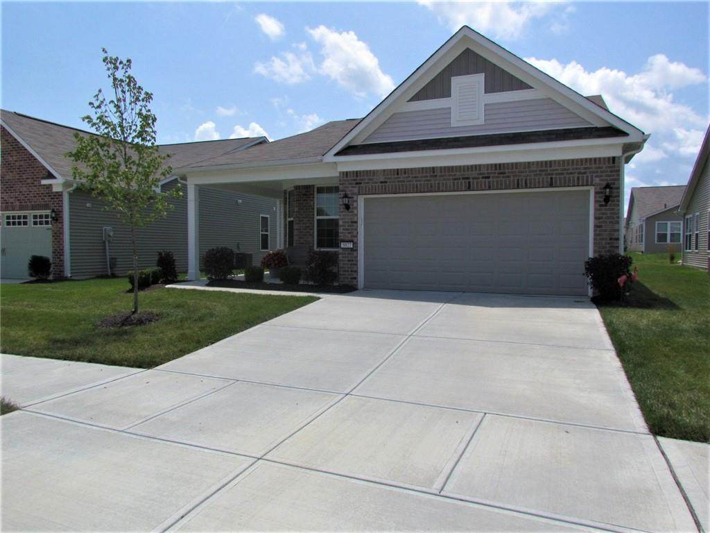 5027 Dahlia Drive - Photo 1