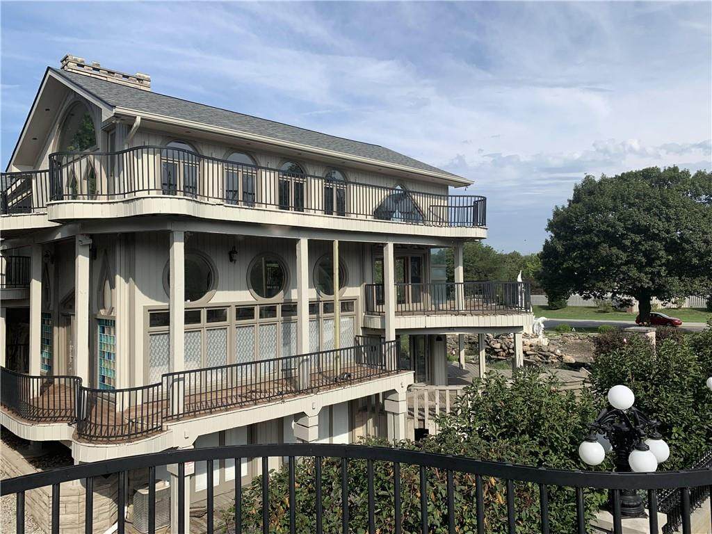 4923 Kessler Boulevard East Drive - Photo 1