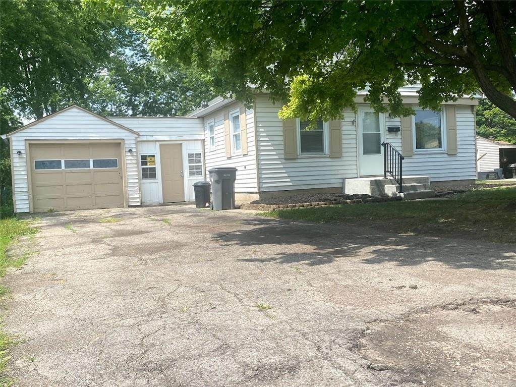 1702 Bancroft Street - Photo 1