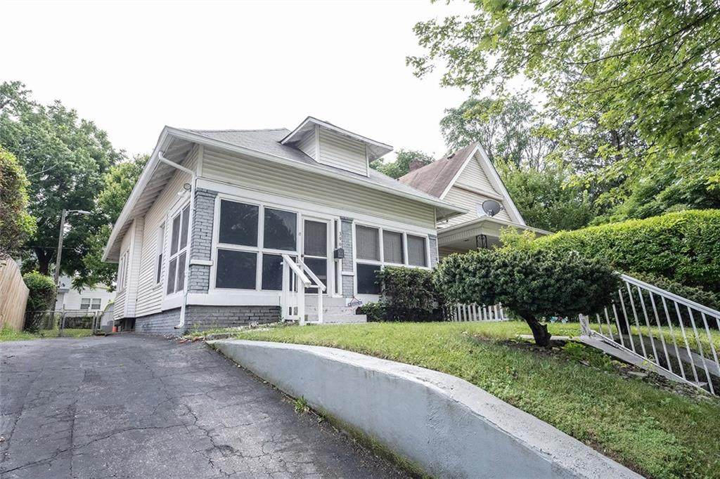3961 Cornelius Avenue - Photo 1