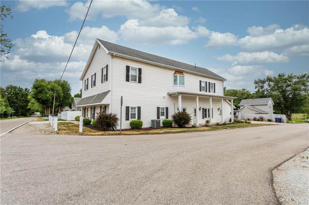 238 1100 N - Photo 1