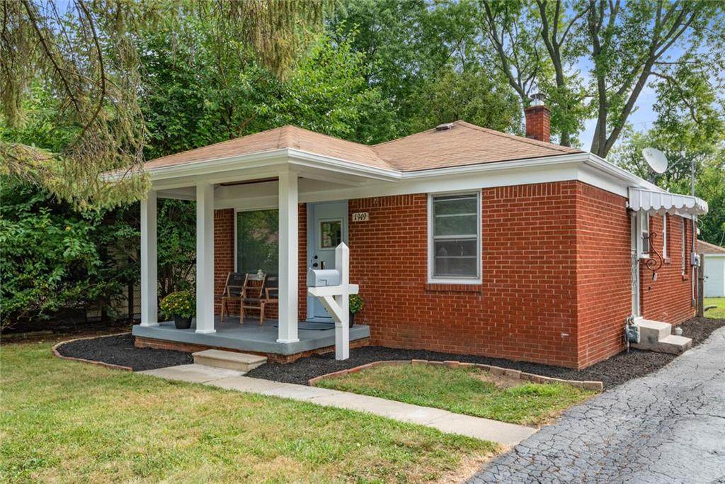 1949 Alton Avenue - Photo 1