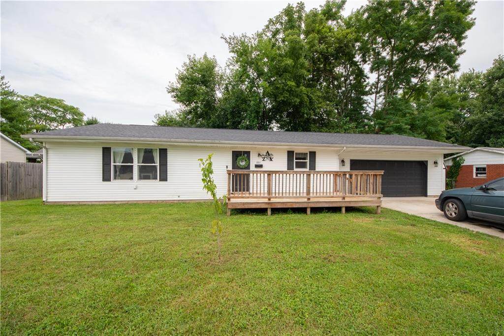 661 Smith Street - Photo 1