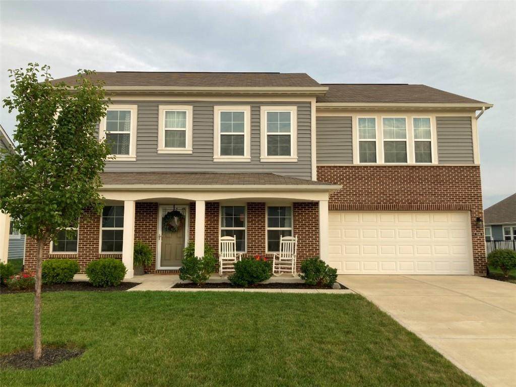 5541 Woodhaven Drive - Photo 1