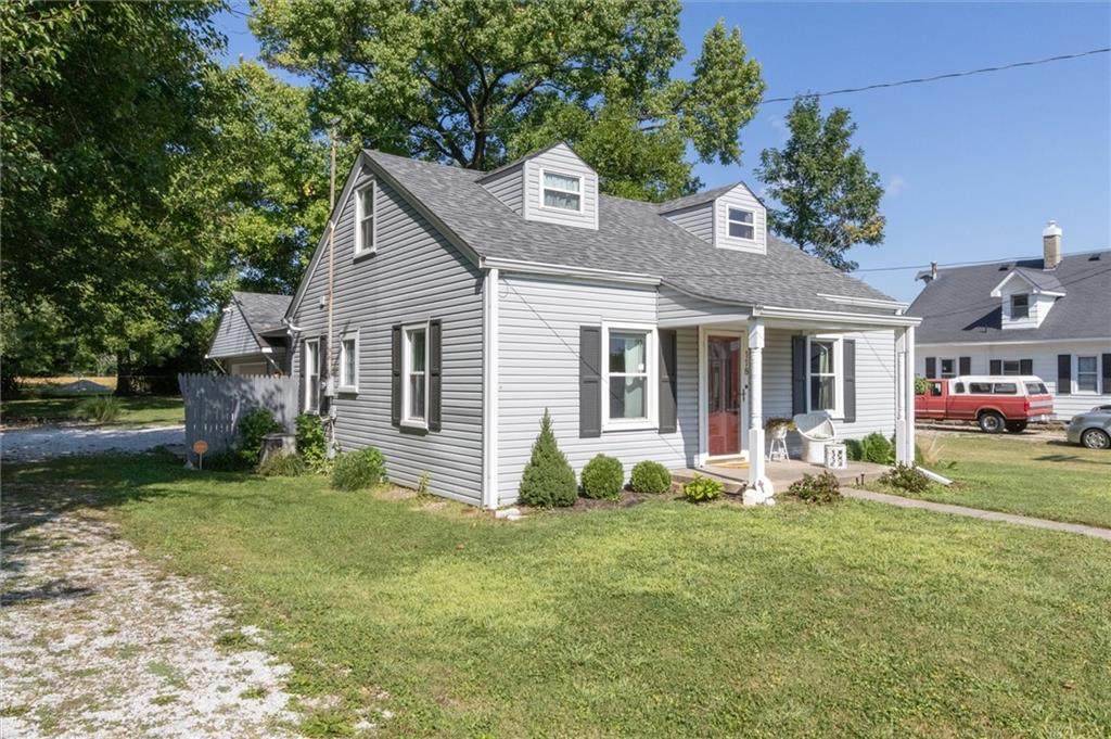 118 Maple Street - Photo 1