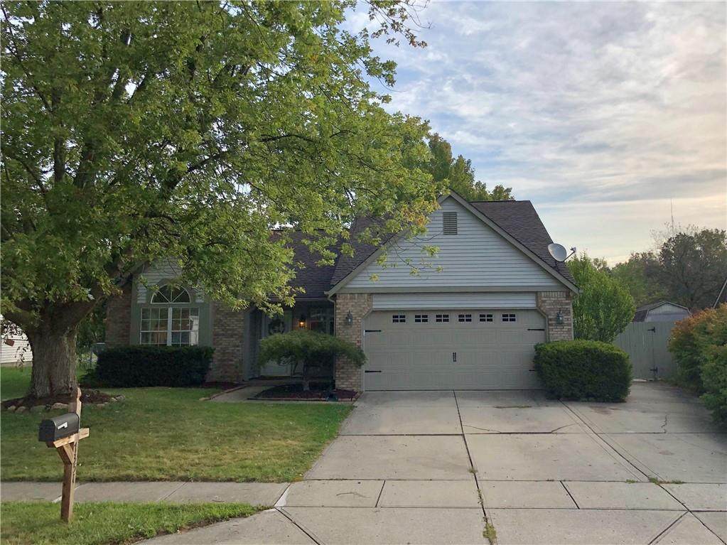 7351 Camberwood Drive - Photo 1