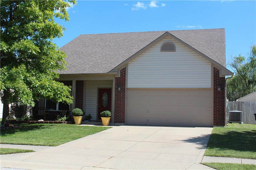 583 Sunmeadow Lane - Photo 1