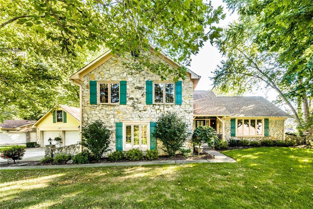 613 Hickory Court - Photo 1