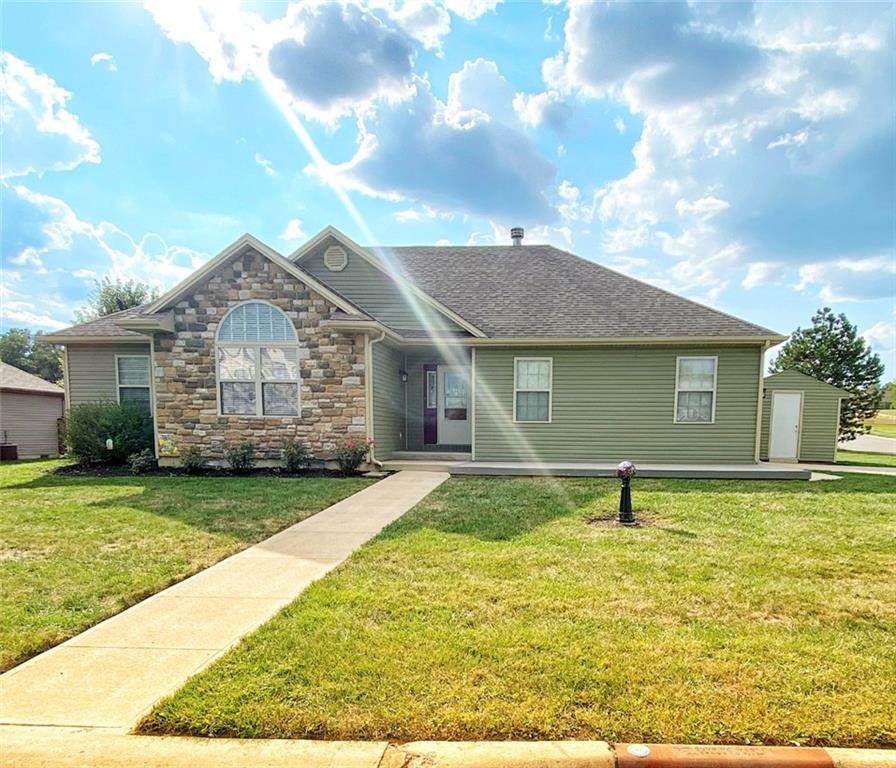 2230 Roaming Hills Drive - Photo 1