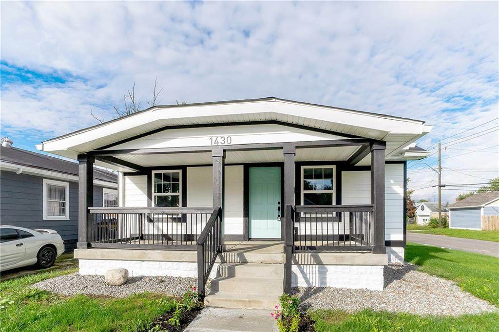 1430 Chester Avenue - Photo 1