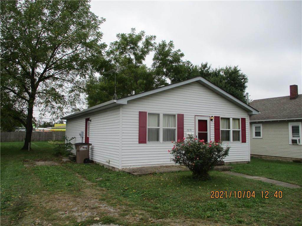 2231 Mapleton Court - Photo 1
