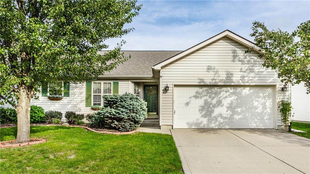 10512 Cedar Dr - Photo 1