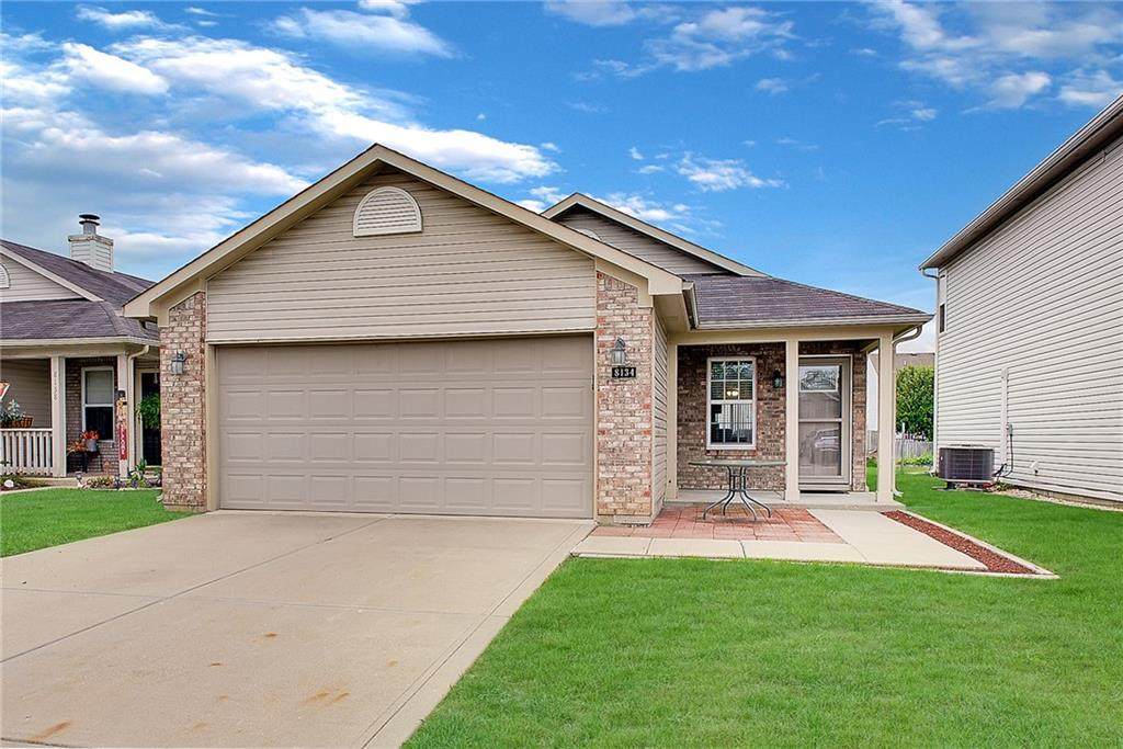 8134 Maple Stream Boulevard - Photo 1