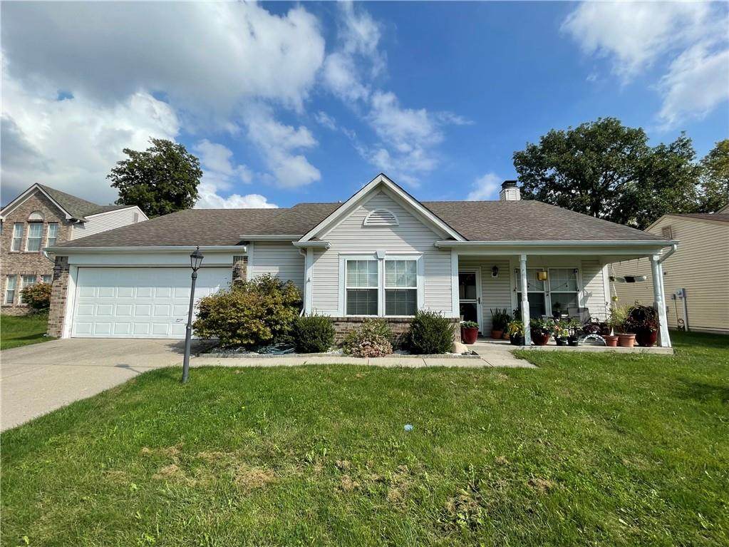 6425 Meadowfield Drive - Photo 1