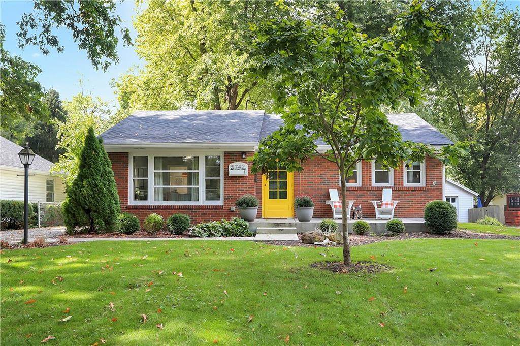 5742 Primrose Avenue - Photo 1