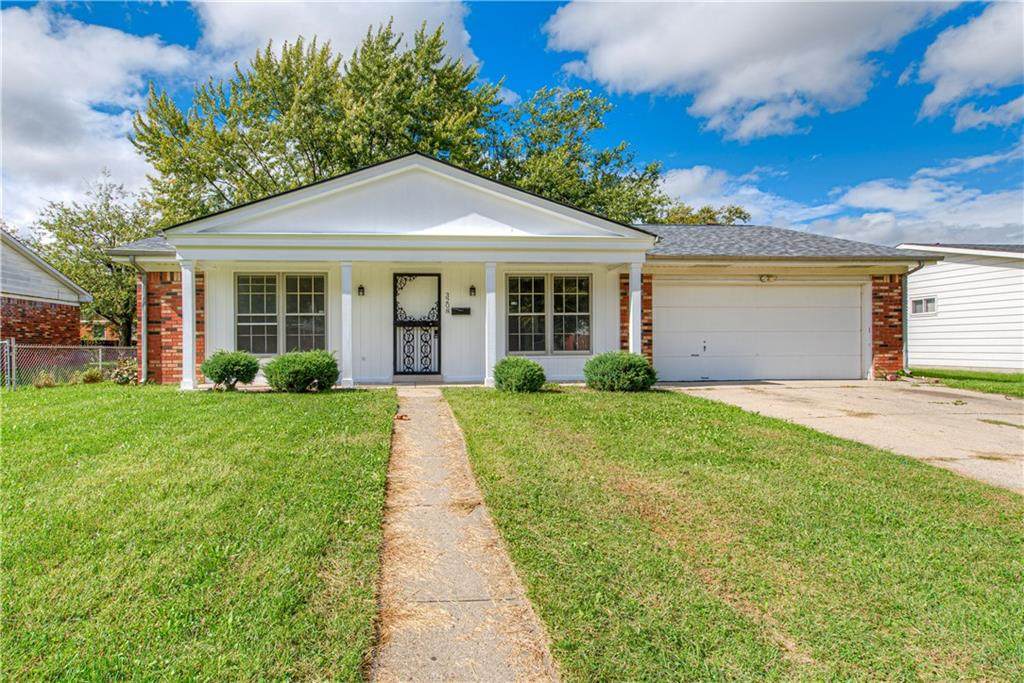 3208 Arbutus Drive - Photo 1