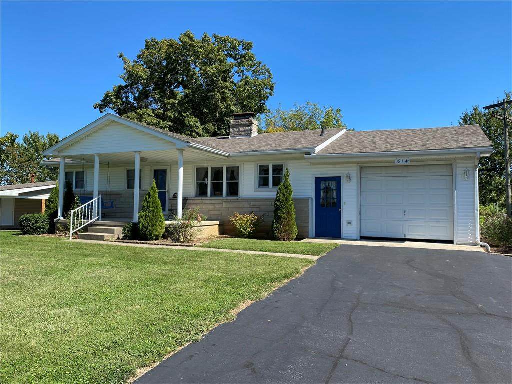 314 Eastwood Drive - Photo 1