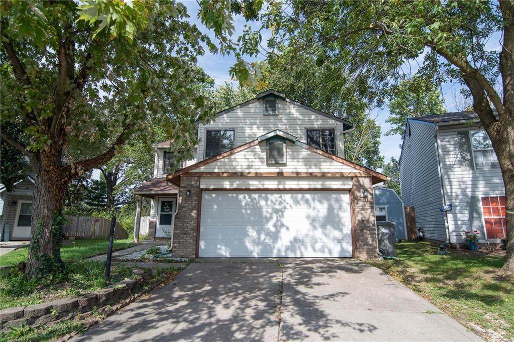 1818 Keystone Lakes Drive - Photo 1