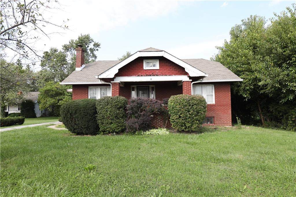 5960 Southeastern Avenue - Photo 1