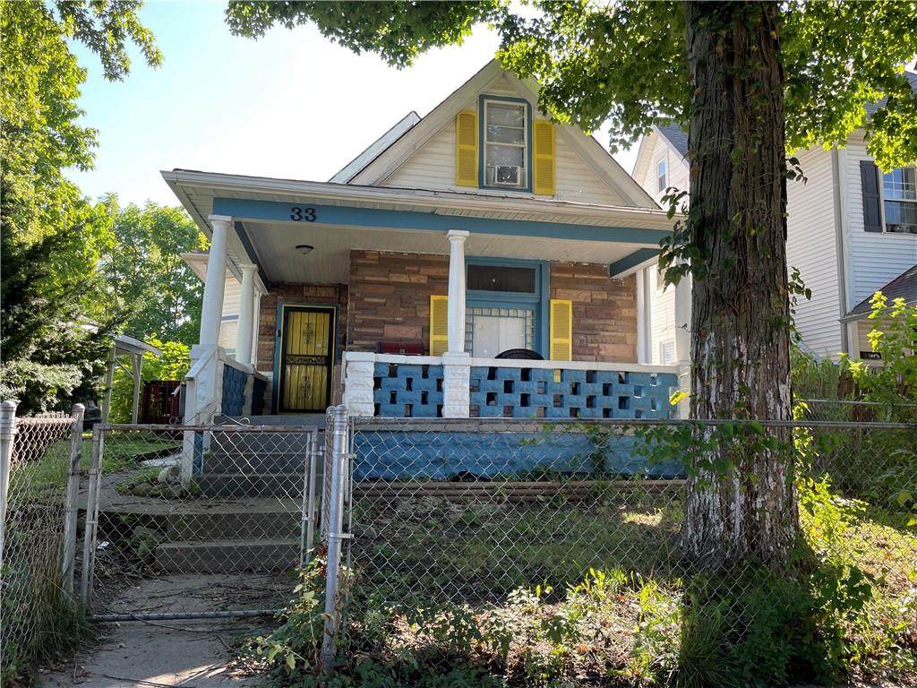 33 Tuxedo Street - Photo 1