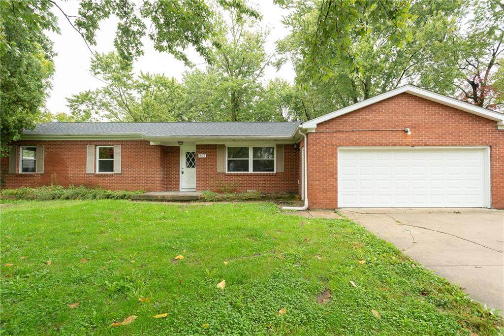 1507 Bailey Drive - Photo 1
