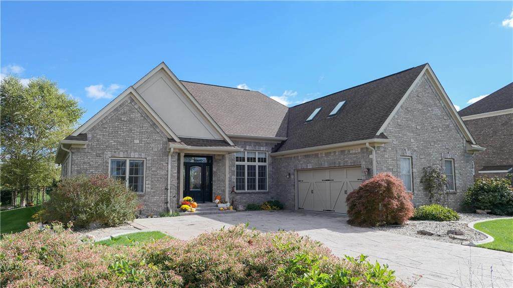 6250 Royal Alley Place - Photo 1