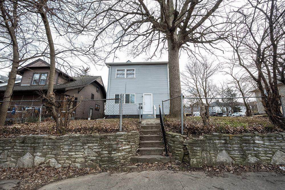 331 Temple Avenue - Photo 1