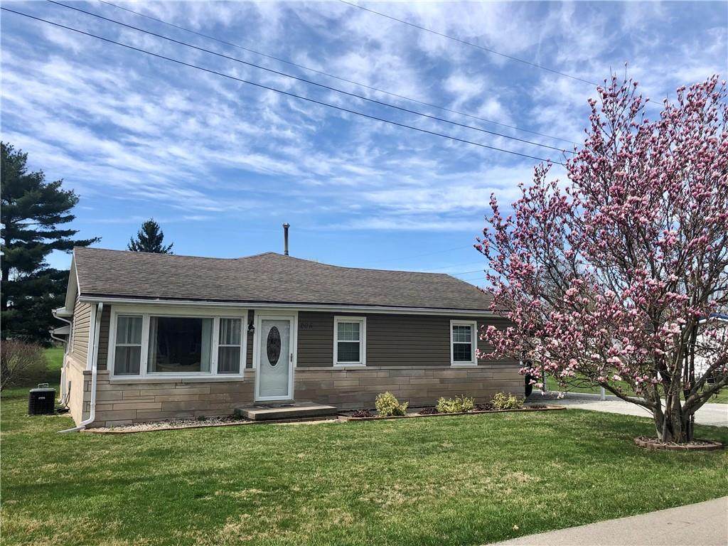 205 Dean Street - Photo 1
