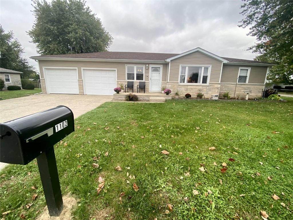 1102 East Street - Photo 1